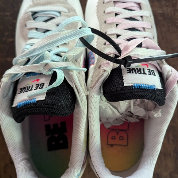 Nike Cortez Be True NWOT Summit White Black Multi - Picture 4 of 6